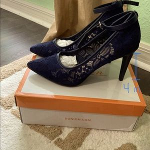 ⚠️NEW Navy Lace 4” Heels w/Ankle Strap❣️